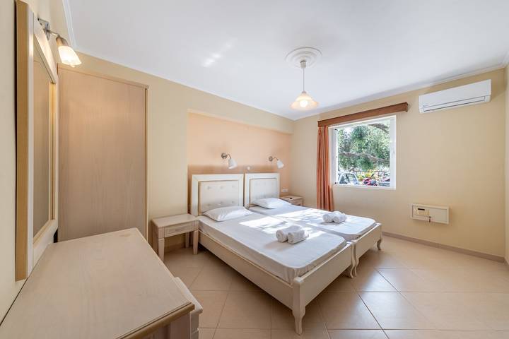 Vakantieappartement voor 4 personen, met tuin en balkon, kindvriendelijk in Parga