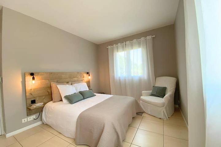 Location de vacances pour 4 personnes, avec jacuzzi ainsi que jardin et terrasse à Thézan-lès-Béziers - 2