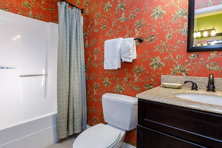 Villa for 6 people, with pool and balcony, with pets in South Carolina