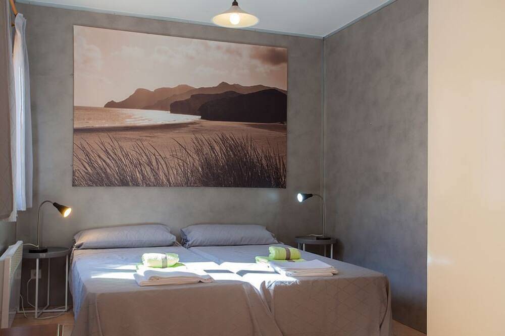 Appartement entier, U Scogliu, charmant studio vu sur maquis ( accessible Pmr ) in Olmeta-di-Capocorso, Cap Corse