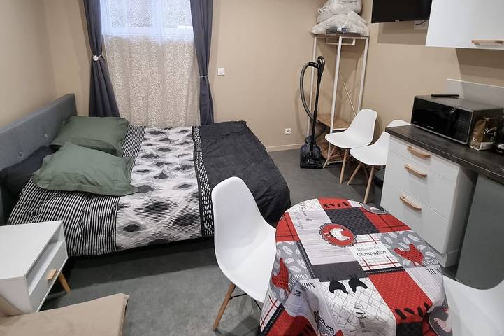 Location de vacances pour 4 personnes à Montry - 2