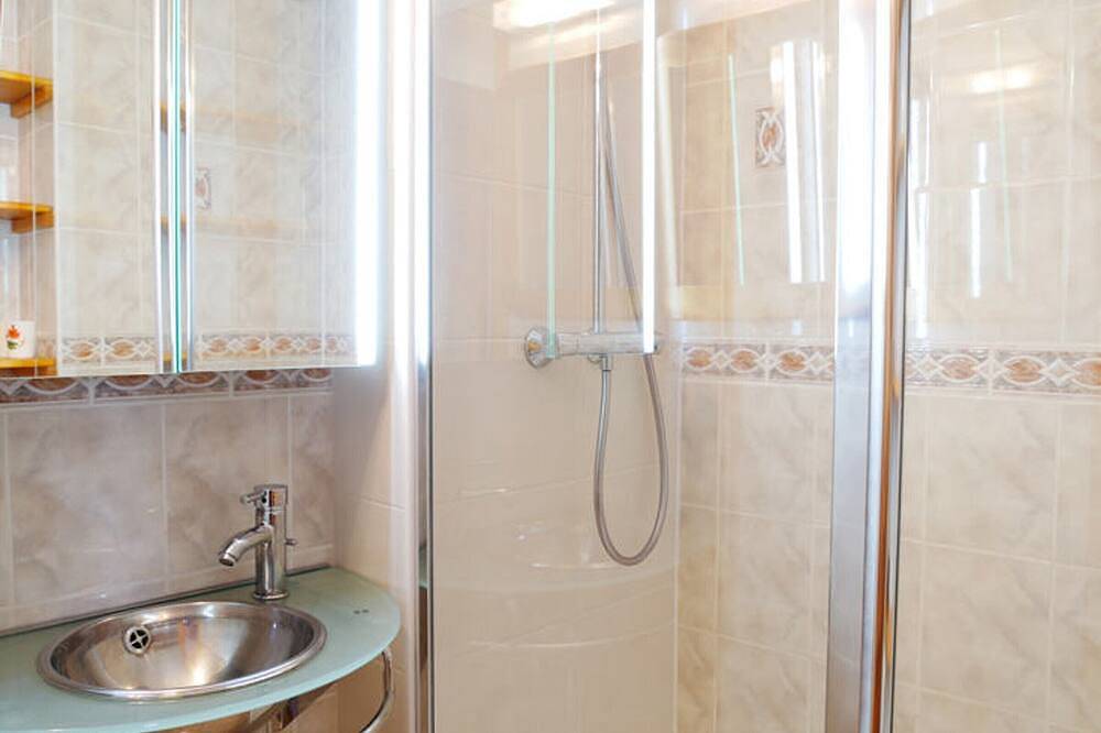 Apartamento entero, Apartamento acogedor para 5 personas, a pie de pistas, balcón soleado, cocina equipada in La Plagne, Bellentre