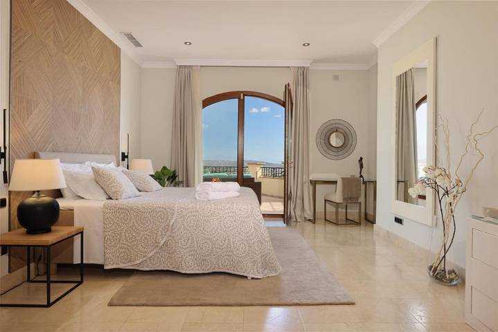 Casa rural para 16 personas, con Balcón y Terraza además de Jardín y Piscina en Sotogrande - 2
