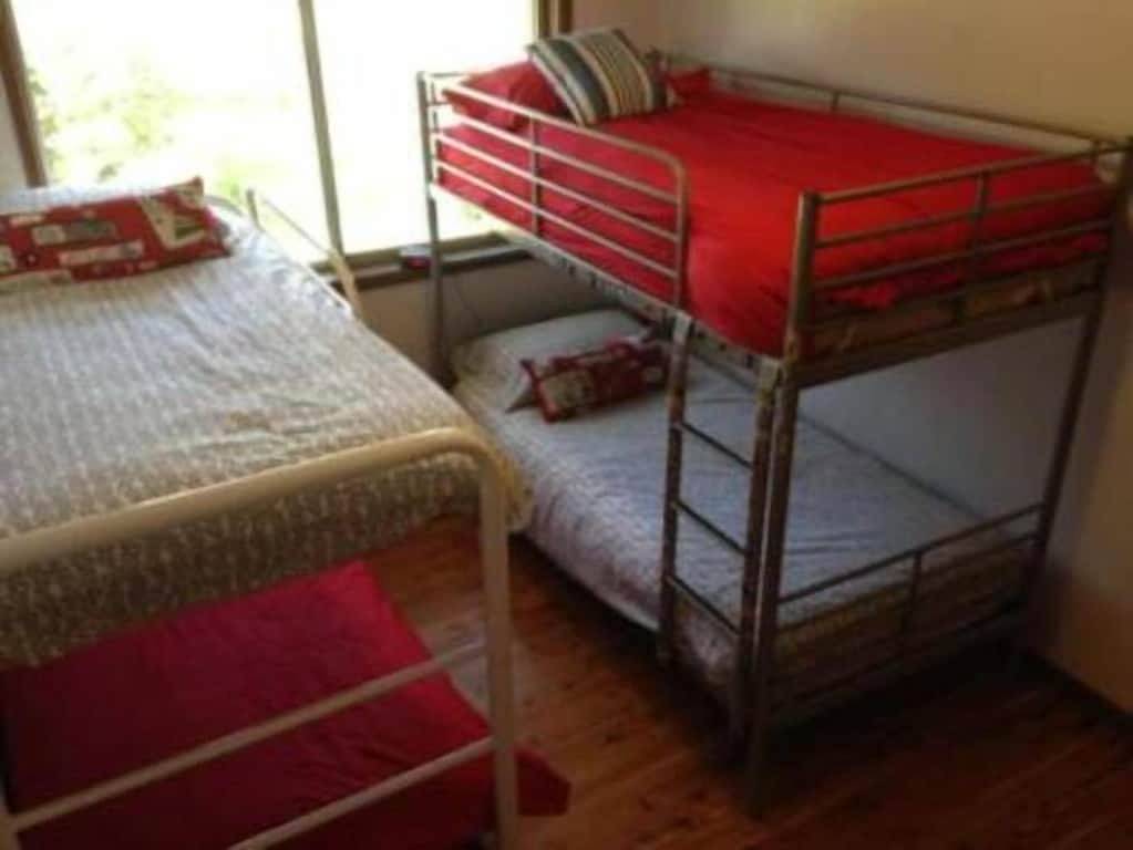 'On The Anchorage \"Hawks Nest in Hawks Nest, Hunter Valley