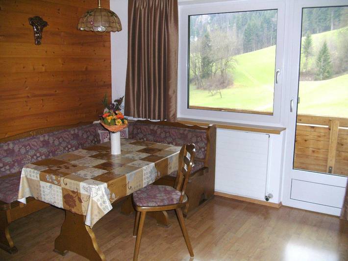 Ganze Ferienwohnung, Apartment mit 1 Schlafzimmer in Tuxer Alpen, Kaltenbach