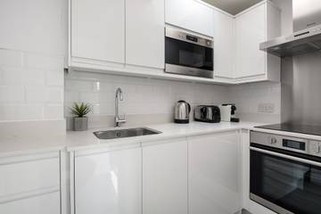 Glamping for 2 People in Kensington and Chelsea, London, Photo 2