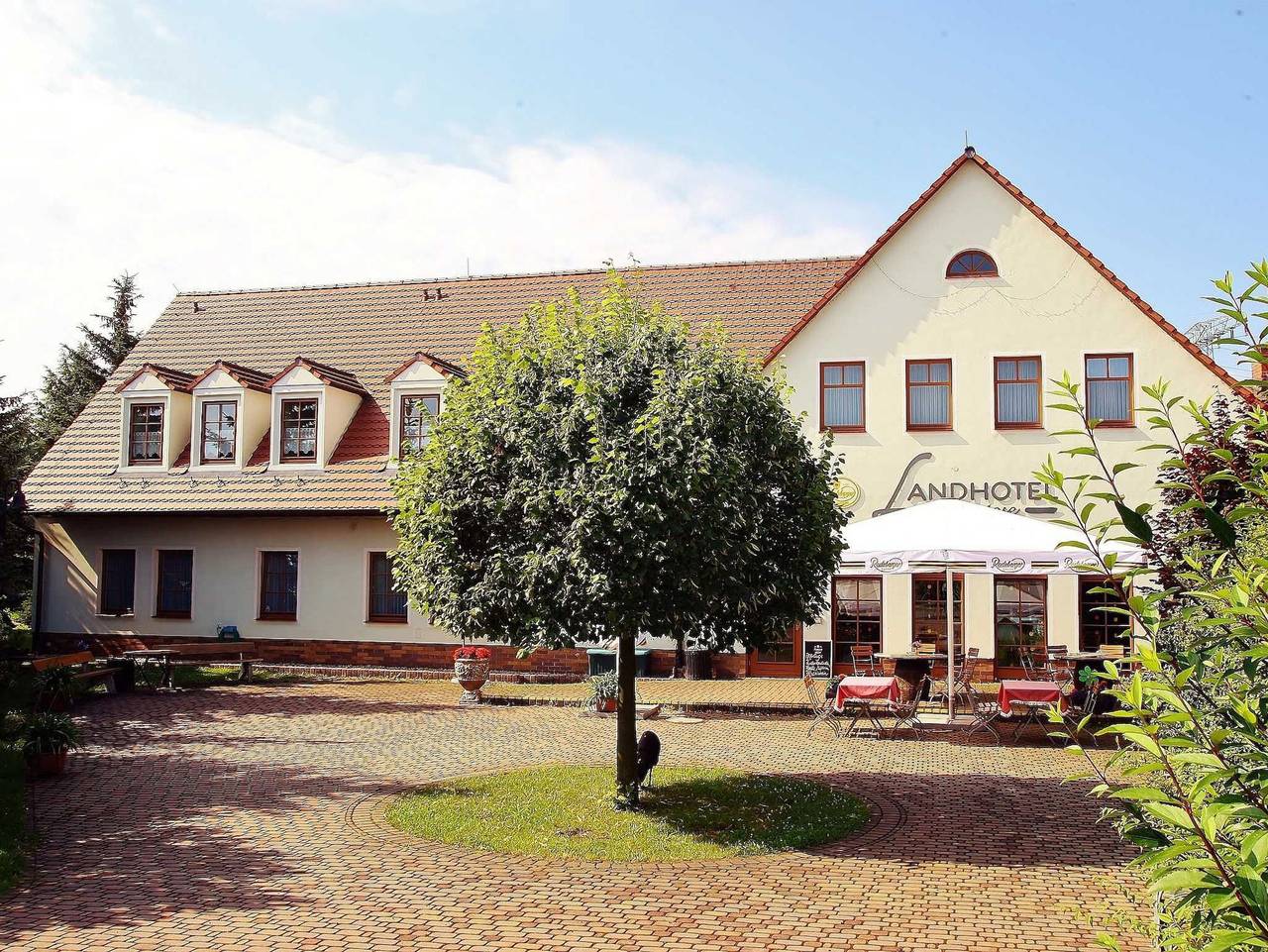 Landhotel - 20 Einzelzimmer in Elsterheide, Lausitzer Seenland