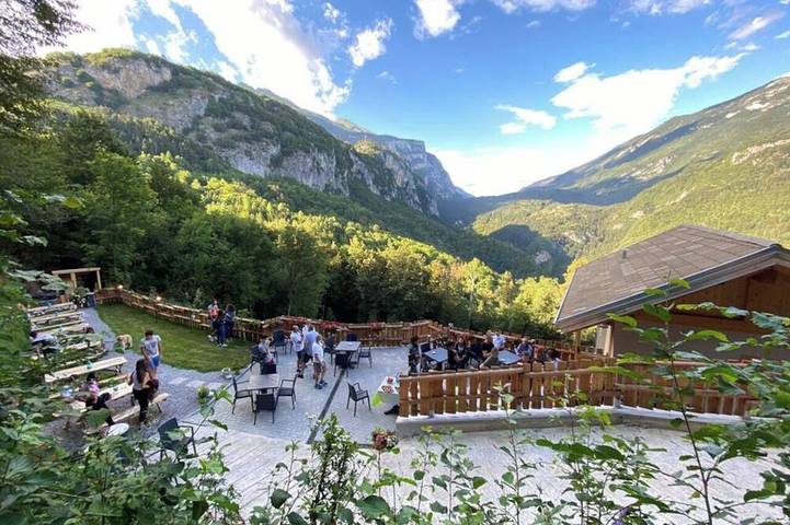 B&b per 2 persone, con sauna e idromassaggio nonché balcone in Trentino