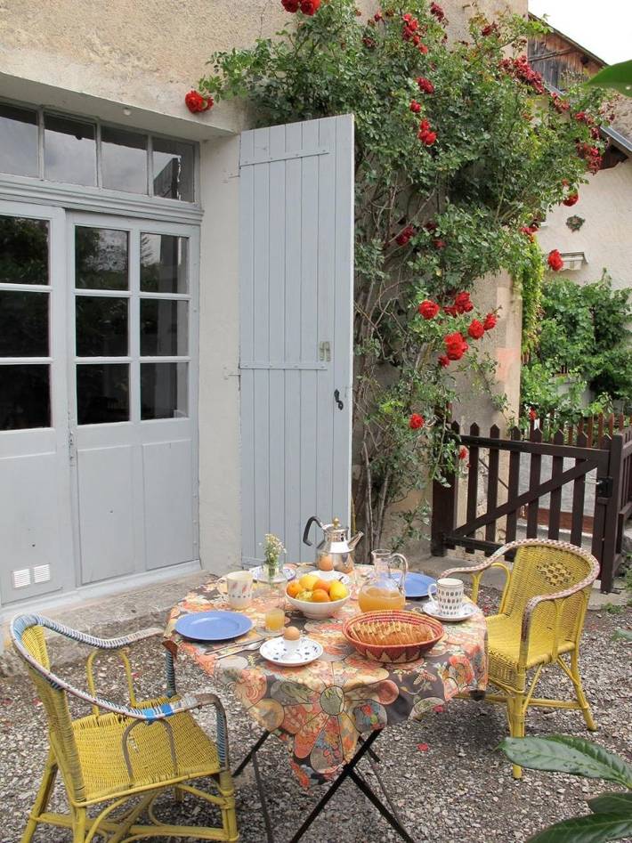 Location de vacances pour 4 personnes, avec terrasse ainsi que vue et jardin à La Roche-des-Arnauds - 4