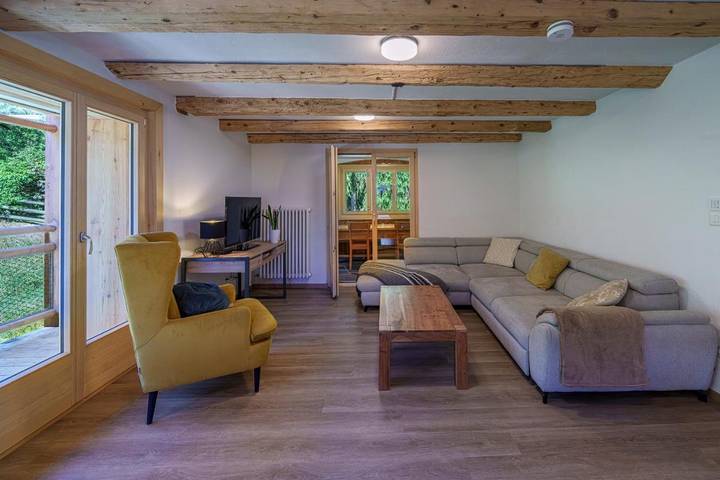 Gîte pour 11 personnes, avec balcon ainsi que jardin et vue dans Bruson - 4