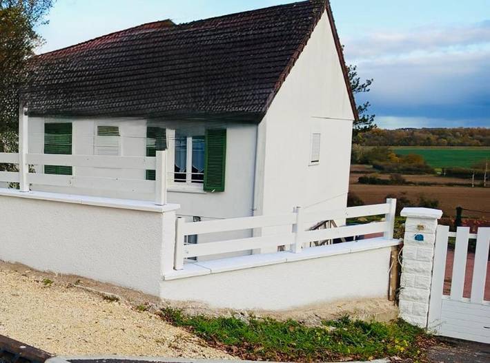 Location de vacances pour 10 personnes, avec terrasse ainsi que vue et jardin à Bannay - 3