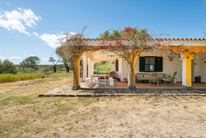 Ferienhaus für 4 Personen, mit Garten in Orosei