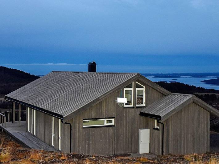 6 Personen Ferienhaus in Lyngstad in Eide, Nördliches Fjordnorwegen