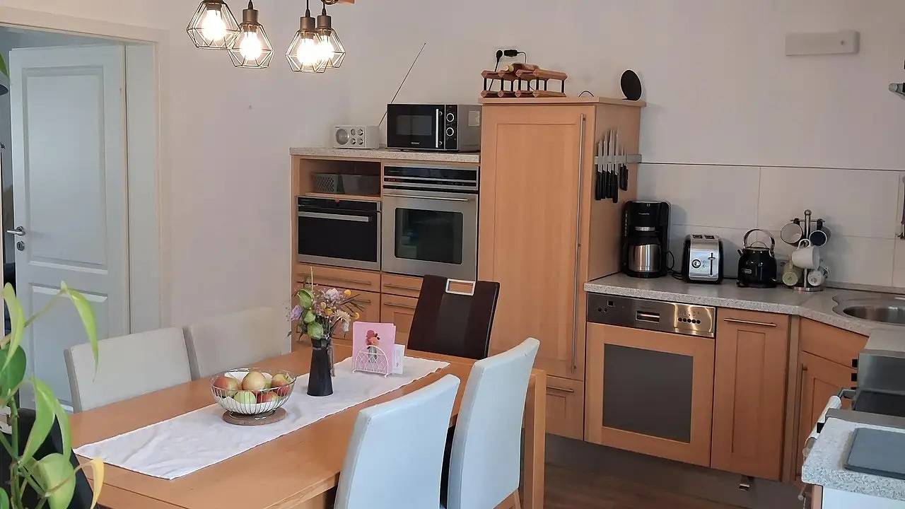 Ganze Ferienwohnung, Ferienwohnung für 6 Personen (120 m²) in Stadt Bad Neuenahr-Ahrweiler in Ahrweiler, Bad Neuenahr