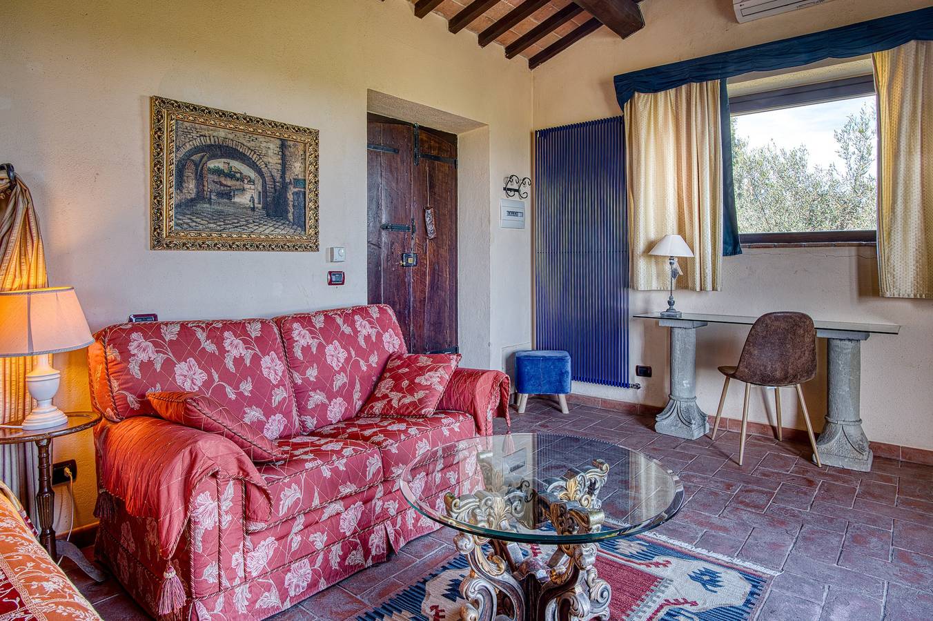 Villa 'Le Buccole Country House' con vista sulle colline perugine, Wi-Fi e aria condizionata. in Marsciano, Perugia e dintorni