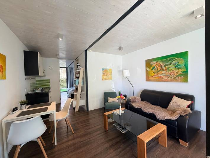 Ganze Wohnung, Modernes See und Mehr Apartment 2 mit überdachter Terrasse und Gartenblick in Stetten, Region Bodensee-Oberschwaben