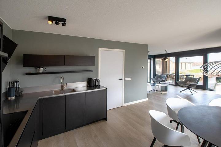 Vakantie Zeeland — Vz2670 Villa Deluxe Tholen | 4 personen in Tholen, Nederlandse Noordzeekust