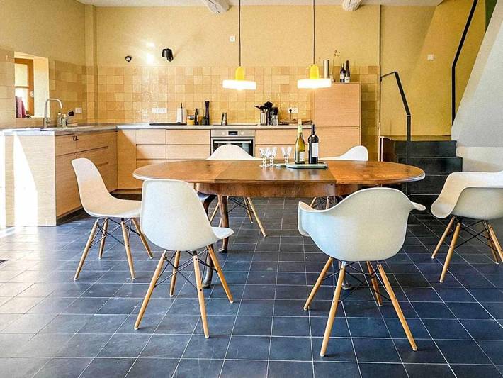 Location de vacances pour 7 personnes, avec jardin ainsi que piscine et vue, adapté aux familles à Bizanet - 4