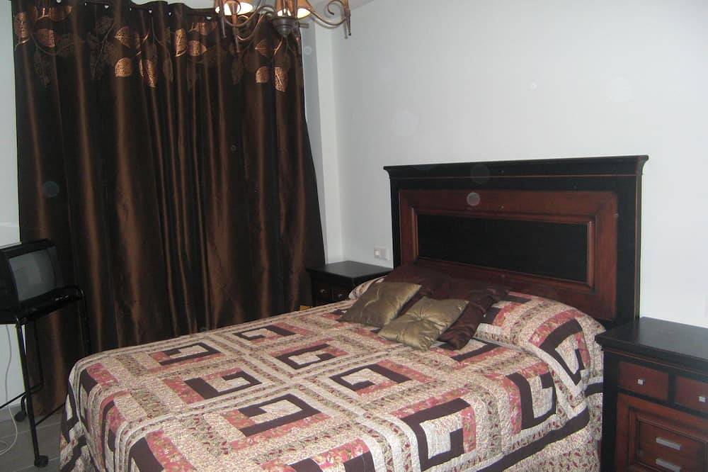 Apartamento entero, Golf.Piscinas.Tenis.Padel.Wifi. A/a in Panoramica Golf (Vinaros), San Jorge