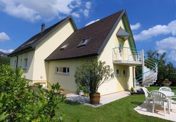 Gîte pour 4 personnes, avec jardin et balcon à Eguisheim
