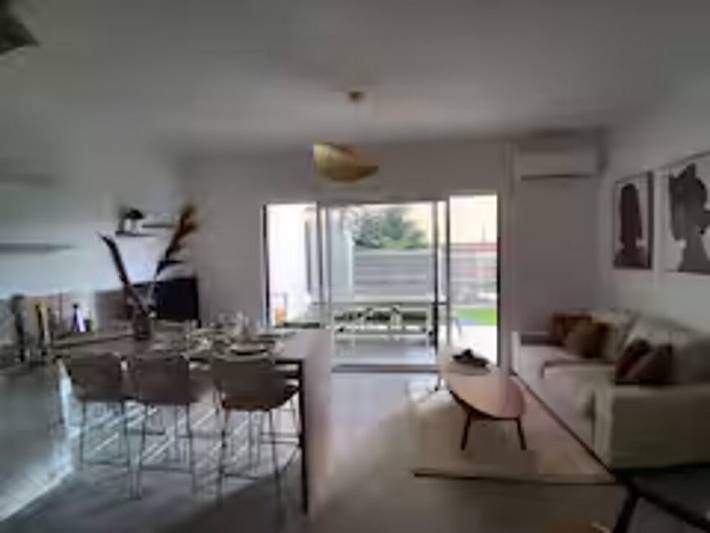 Appartement de vacances pour 6 personnes, avec terrasse