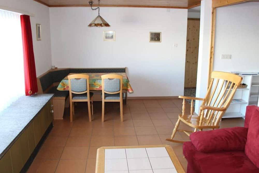 Ganze Wohnung, Haus Bernova, (Flumserberg Tannenboden) in Flumserberg, Flums