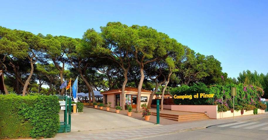 Camping pour 4 personnes, avec terrasse et piscine, animaux acceptés à Blanes - 3