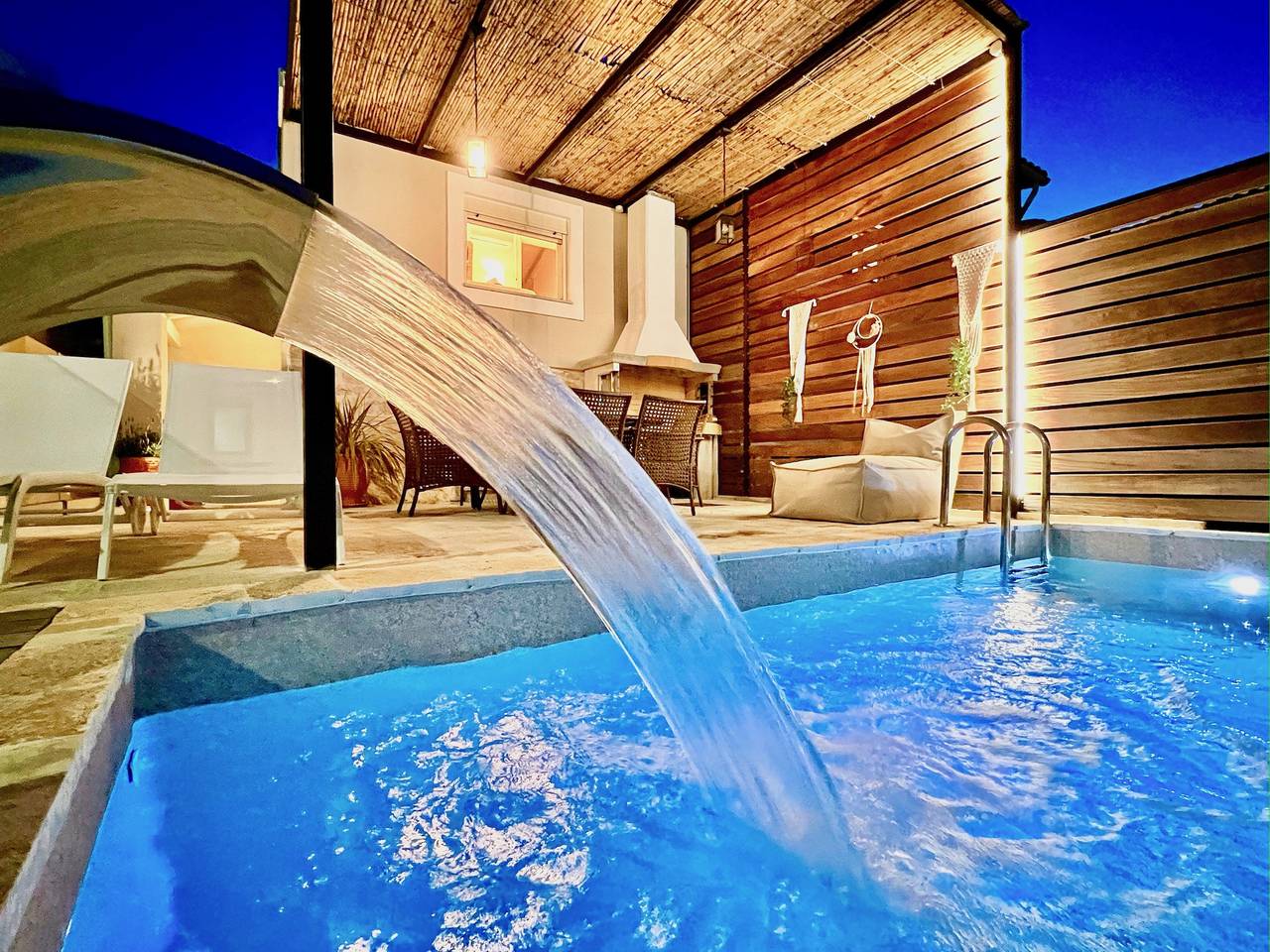 Dimitris Luxury Cottage with private pool in Korfu