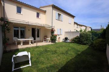 Cottage pour 4 personnes, avec jardin et terrasse à Saint-Quentin-la-Poterie