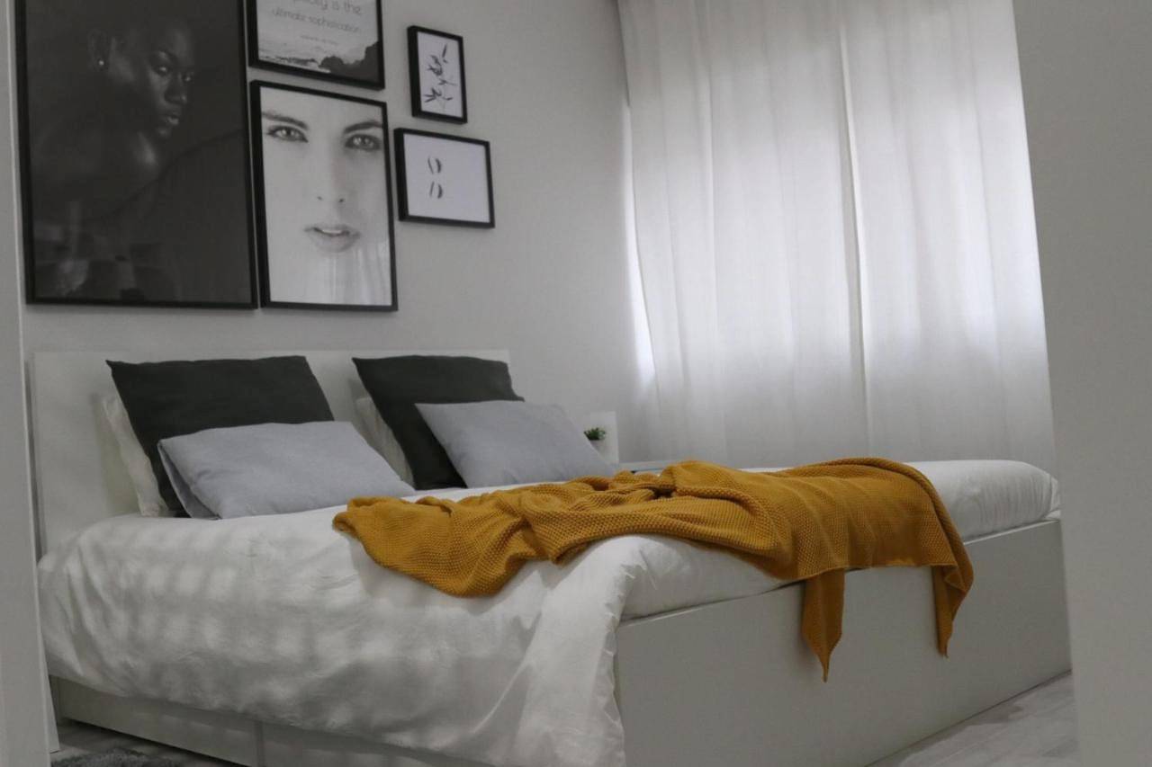Apartamento inteiro, One-Bedroom Apartment in Almeirim, Rio Tejo