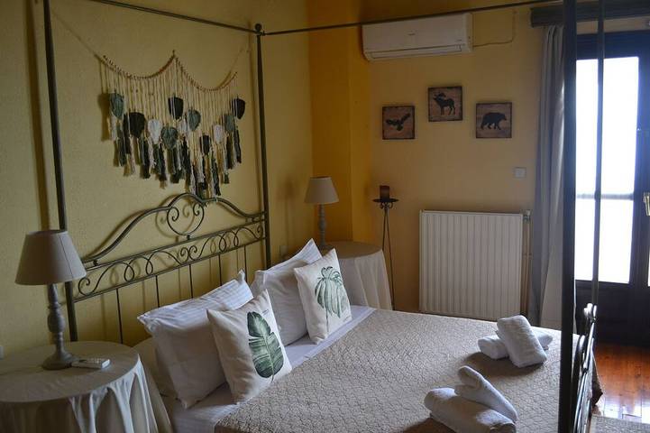 "Villa Erifili" Luxuriöse Villa mit spektakulärem Blick auf die Insel Skiathos in Kalyvia, Sporaden