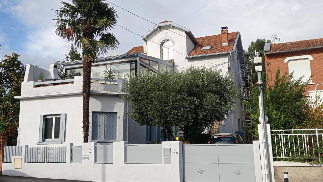 2 chambres et salle de bain un oasis de bien être Piscine et jardin Direct Gare Aéroport in Toulouse, Toulouse et ses environs