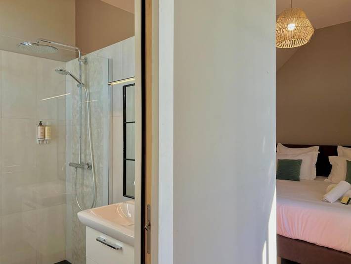 Location de vacances pour 14 personnes, avec jardin ainsi que piscine et vue dans Saint-Pey-d'Armens - 3