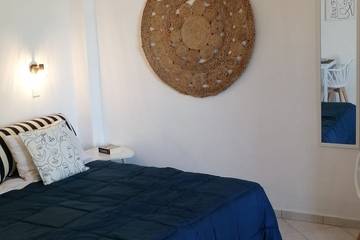 Apartment for 2 People in Firostefani, Thera, Photo 4
