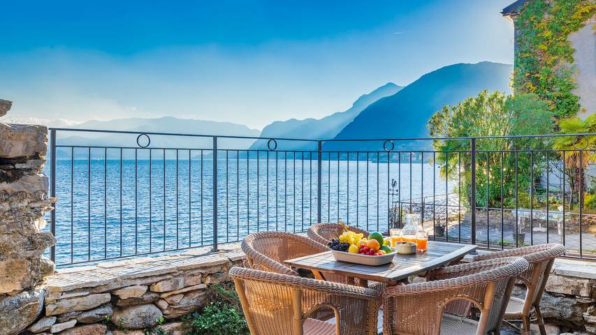 Ferienhaus für 8 Personen, mit Whirlpool und Terrasse in Santa Maria Rezzonico