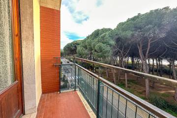 Ferienwohnung für 5 Personen, mit Balkon in Follonica