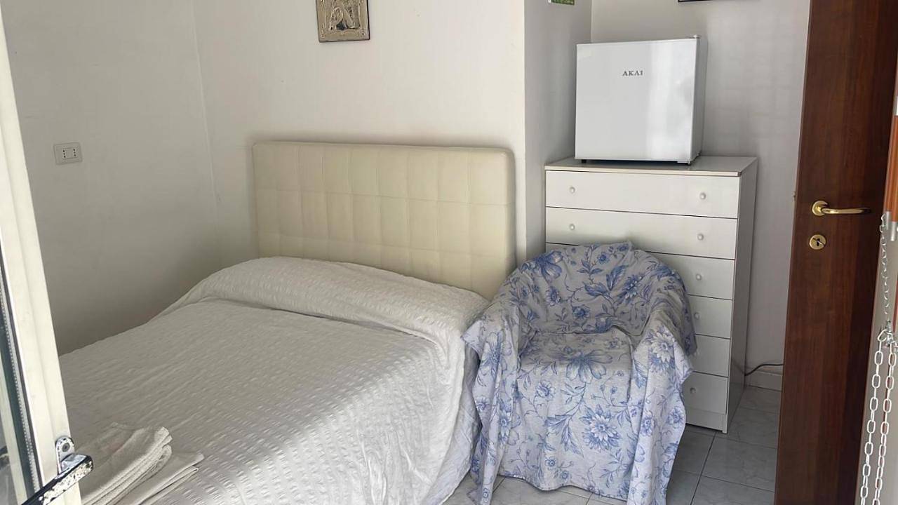 Twin Room with Private Bathroom in La Storta, Rome