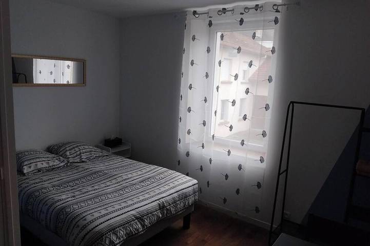 La Halte Vésulienne, maison 17 pers. in Vesoul, Haute-Saône