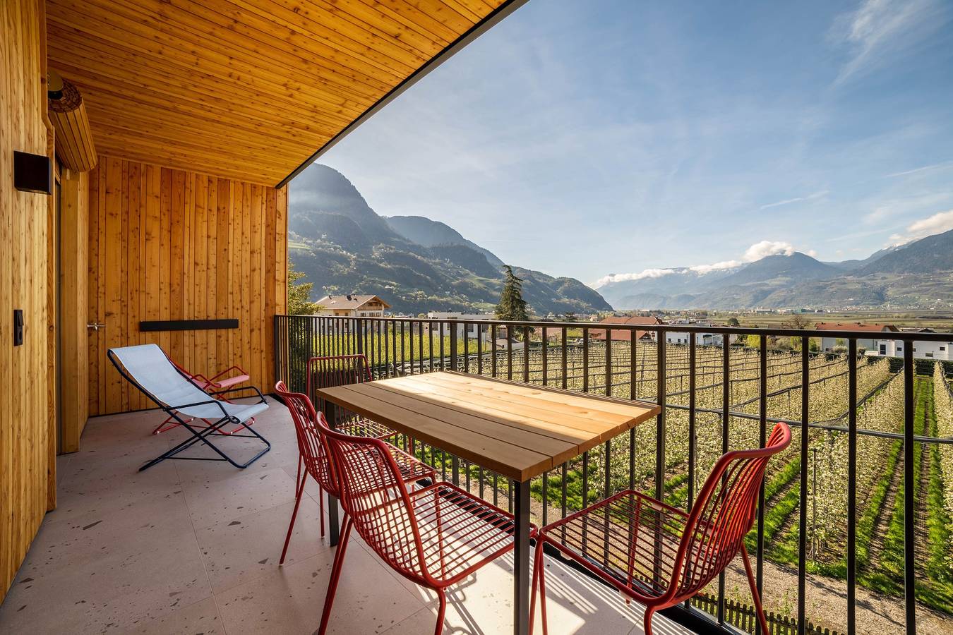 Ganze Wohnung, Ferienwohnung 'Villa Rosa Unterschöberlehof - Eliza' mit Bergblick, Wlan und Klimaanlage in Meran, Sarntaler Alpen