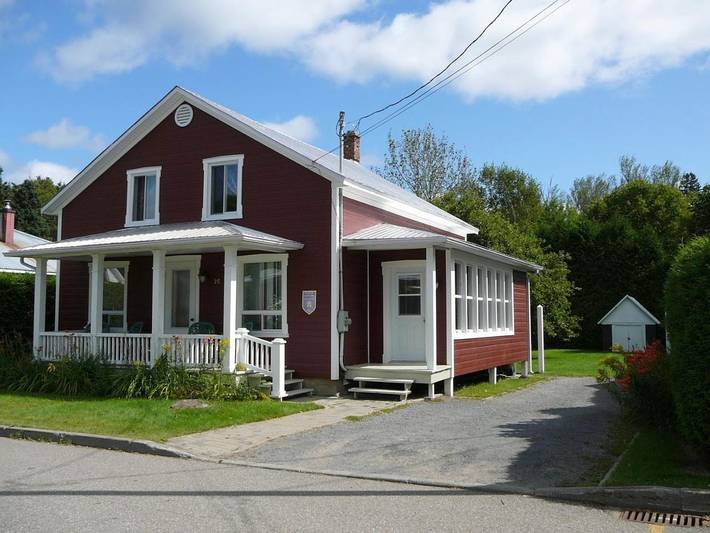 Location de vacances pour 12 personnes, avec jardin dans Baie-Saint-Paul