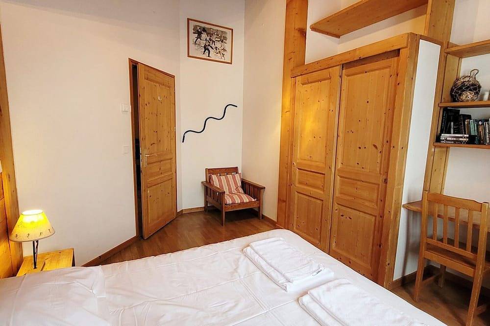 Helles Chalet am See, 80m von Pisten, Familienruhe in Les Gets, Les Portes du Soleil