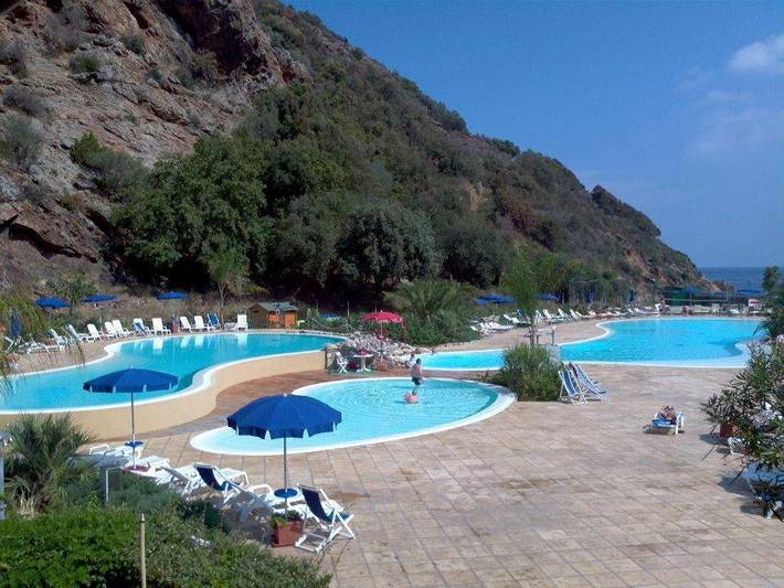 Appartement de vacances pour 6 personnes, avec Piscine et Vue dans Ortano