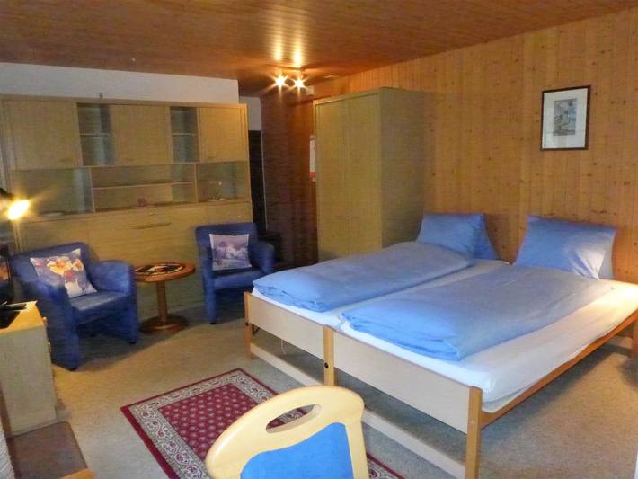 Ferienwohnung für 2 Personen, mit Terrasse und Garten im Berner Oberland - 3