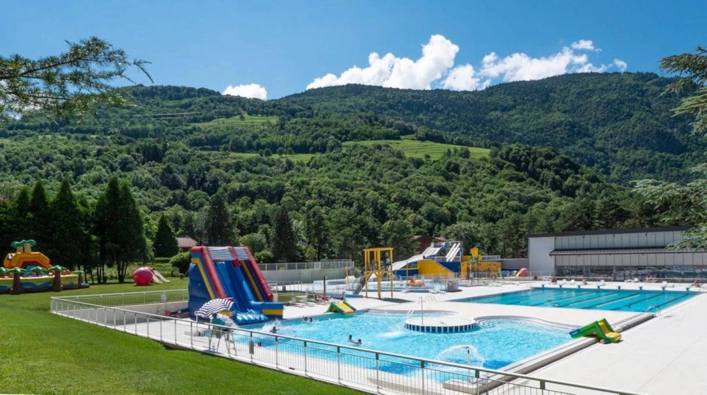 Chalet 3 étoiles - Piscine - ccbbhec in Aigueblanche, Savoie