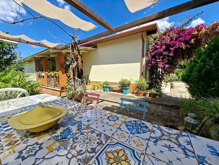 Agriturismo per 2 persone, con terrazza e panorama nonché giardino ai Castelli Romani