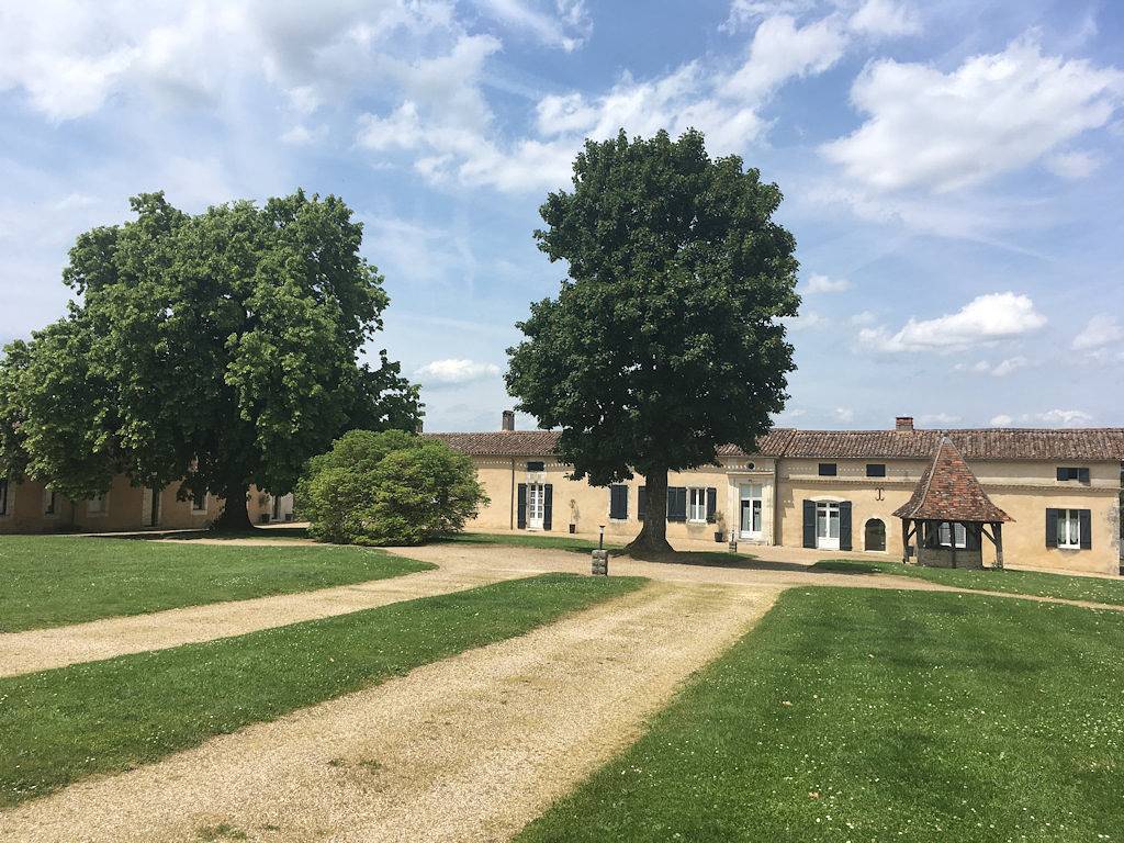Gîte Les Pinsons in Grignols, Périgord Blanc