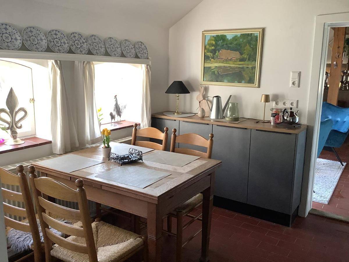 Ganze Wohnung, Three-Bedroom Apartment in Leezdorf, Norden und Umgebung