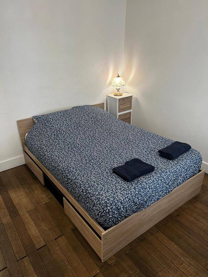 Appartement entier, Maison de ville avec terrasse in Bourges, Région de Bourges