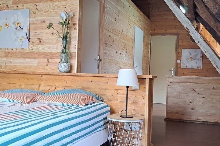 Location de vacances pour 9 personnes, avec jardin à Aucun - 2