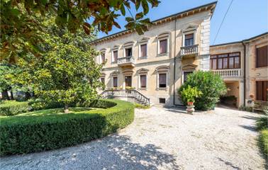 Ferienhaus für 12 Personen, mit Garten, mit Haustier in Italien